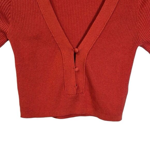 Sold  - Picture 4 of 7